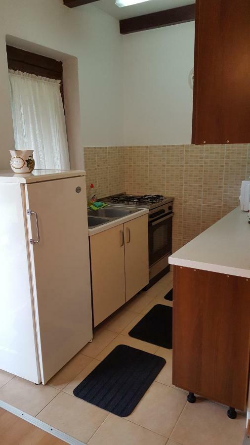 Apartments Ghedas 波雷奇 外观 照片